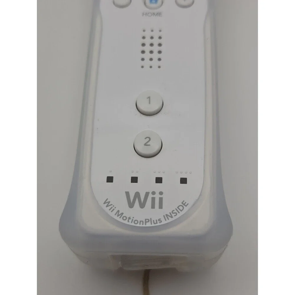 White Wii Nintendo Motion Plus Controller With Sleeve And Strap Tested